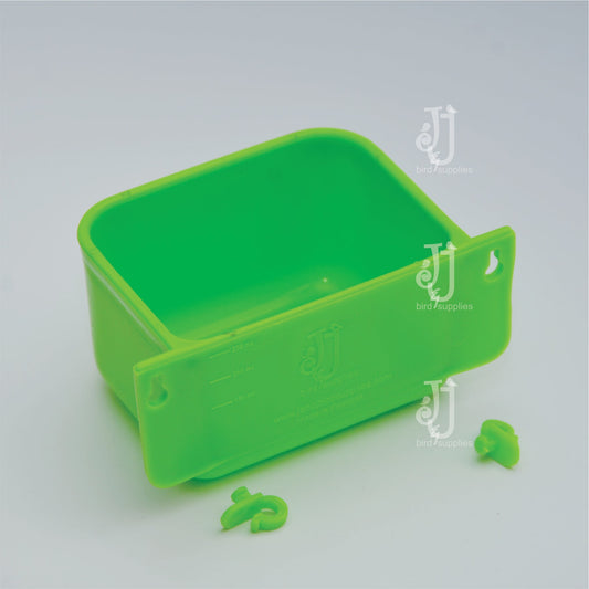 Water and Seed pot with the marking of 150ml, 200ml & 250ml.