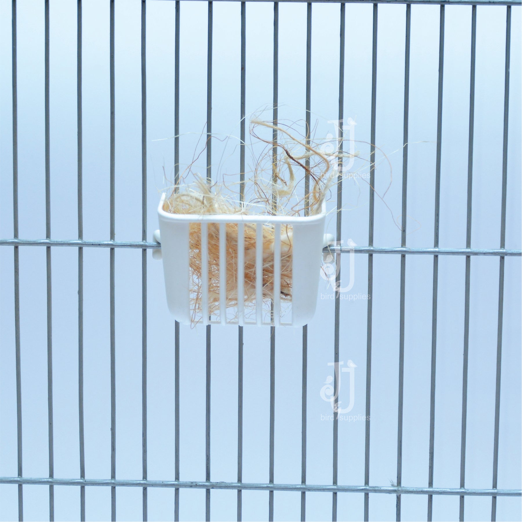 Salad & Nesting Rack - ideal For Small Birds – BirdAgents.pk